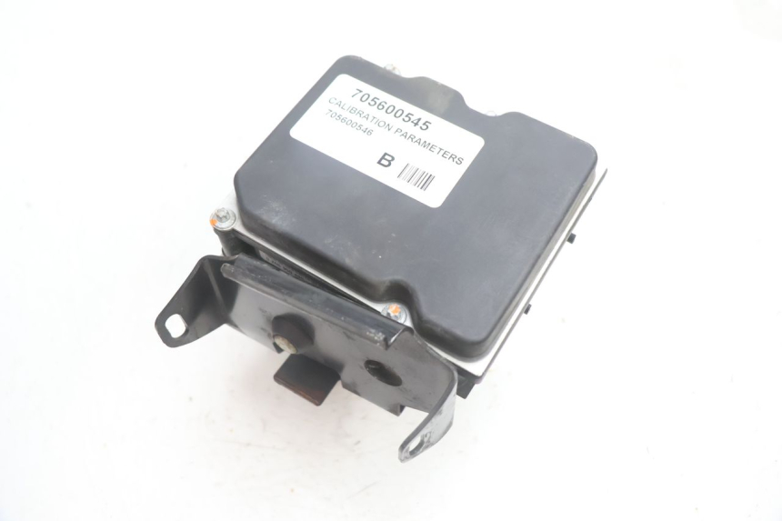 photo de BOMBA ABS CAN-AM SPYDER RS 1000 (2008 - 2012) - Pontos de fixação