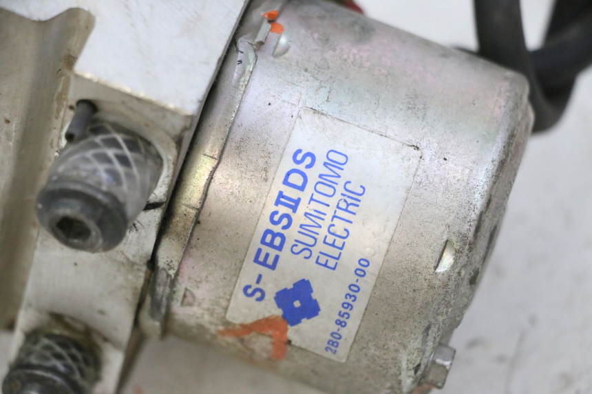 photo de BOMBA ABS YAMAHA TDM ABS 900 (2002 - 2014) - Ampliação técnica