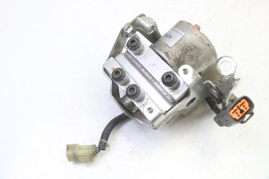 photo de BOMBA ABS YAMAHA TDM ABS 900 (2002 - 2014) - Ampliação técnica