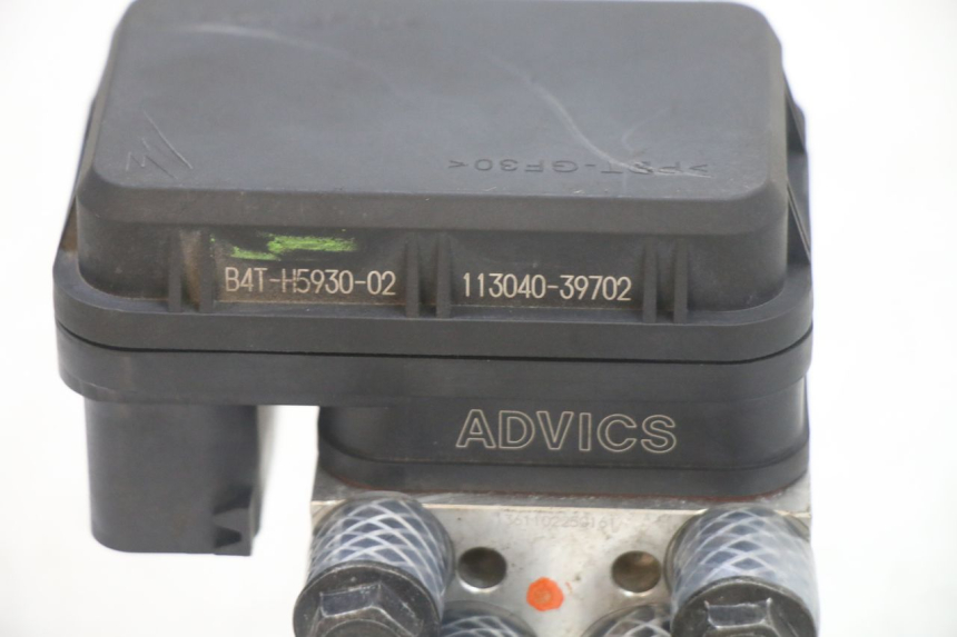 photo de BOMBA ABS YAMAHA TRACER 7 700 (2020 - 2024) - Zoom do estado de desgaste