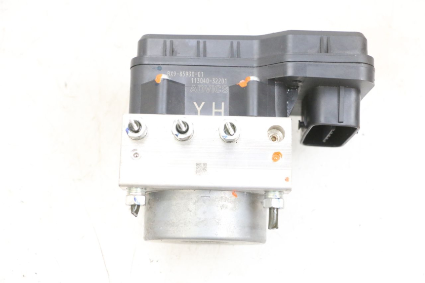 photo de BOMBA ABS YAMAHA TRICITY 300 (2020 - 2024) - Zoom do estado de desgaste