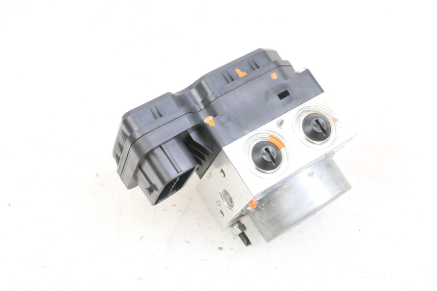 photo de BOMBA ABS YAMAHA TRICITY 300 (2020 - 2024) - Peça verificada