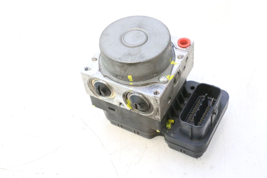 photo de BOMBA ABS YAMAHA X-MAX XMAX 125 (2010 - 2013) - Ampliação técnica