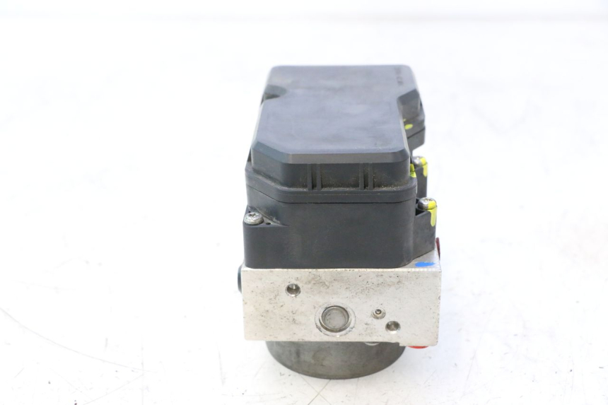 photo de BOMBA ABS YAMAHA X-MAX XMAX 125 (2010 - 2013) - Marcações e referências