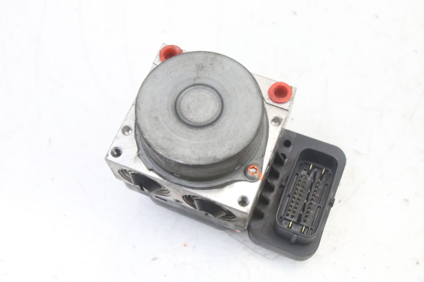 photo de BOMBA ABS YAMAHA X-MAX XMAX ABS 250 (2010 - 2014) - Ampliação técnica