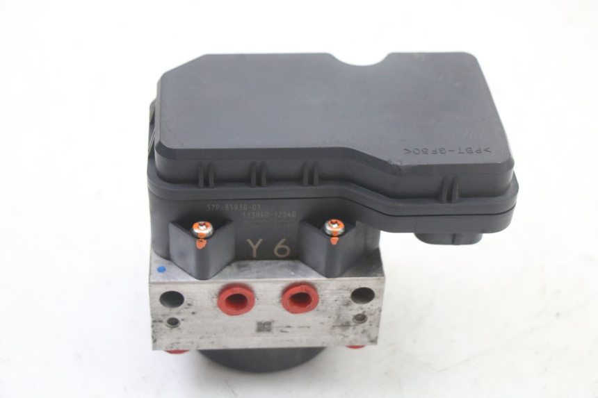 photo de BOMBA ABS YAMAHA X-MAX XMAX ABS 250 (2010 - 2014) - Estado da superfície