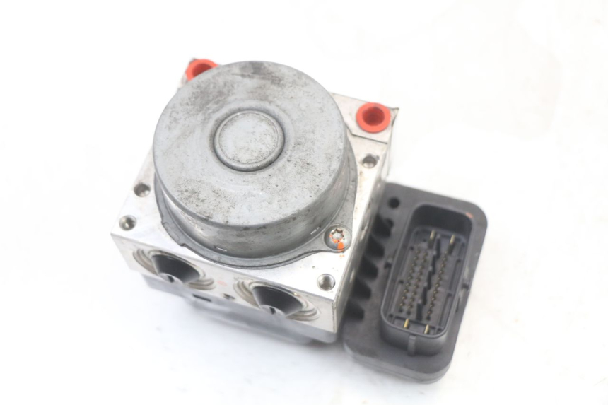 photo de BOMBA ABS YAMAHA XJ6 ABS 600 (2008 - 2016) - Detalhe da peça
