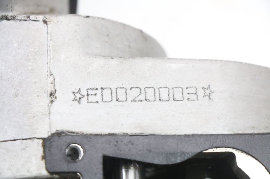 photo de EIXO DIANTEIRO HYTRACK HY S 4X4 410 (2013 - 2016) - Detalhe da peça