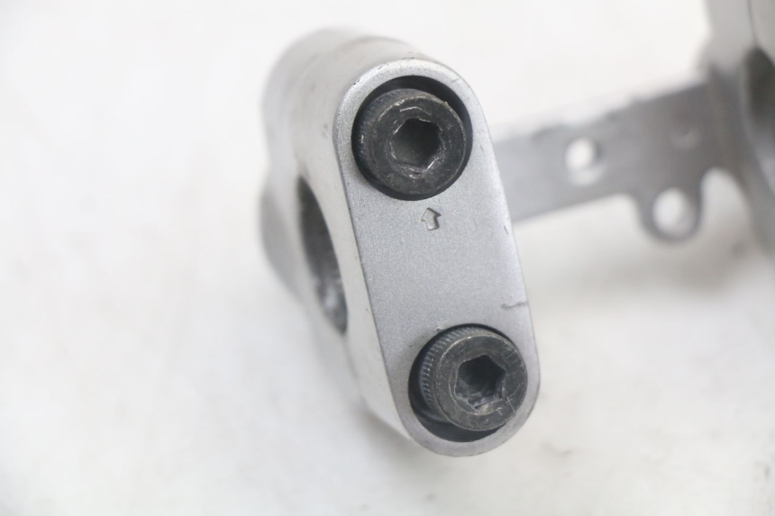 photo de SUPORTE DE GUIDÃO YAMAHA BW'S BWS 125 (2010 - 2013) - Zoom do estado de desgaste