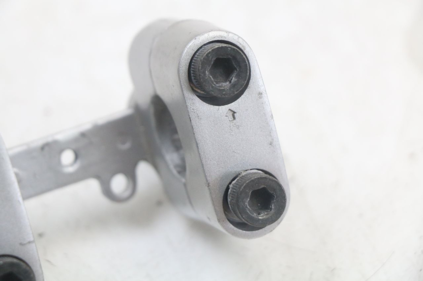 photo de SUPORTE DE GUIDÃO YAMAHA BW'S BWS 125 (2010 - 2013) - Outro ângulo de visão