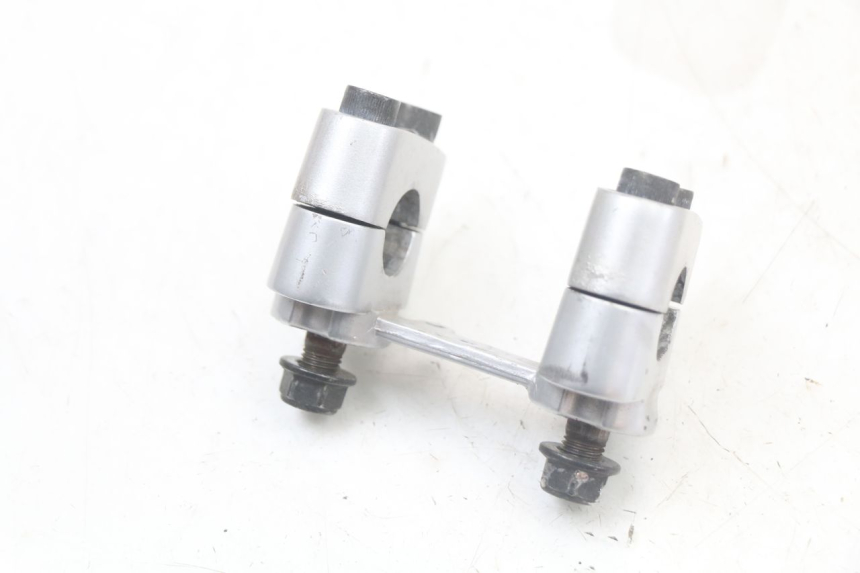 photo de SUPORTE DE GUIDÃO YAMAHA BW'S BWS 125 (2010 - 2013) - Vista geral