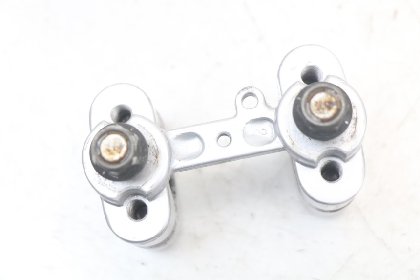 photo de SUPORTE DE GUIDÃO YAMAHA BW'S BWS 125 (2010 - 2013) - Estado da superfície