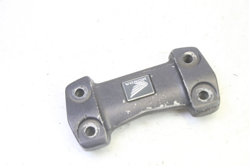 photo de SUPORTE DE GUIDÃO HONDA CBF 125 (2009 - 2015) - Detalhe da peça