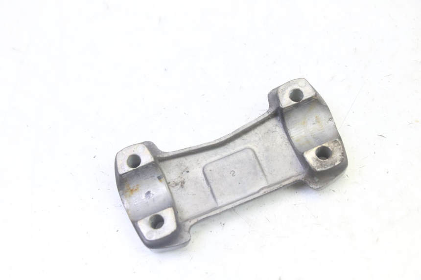 photo de SUPORTE DE GUIDÃO HONDA CBF 125 (2009 - 2015) - Zoom do estado de desgaste