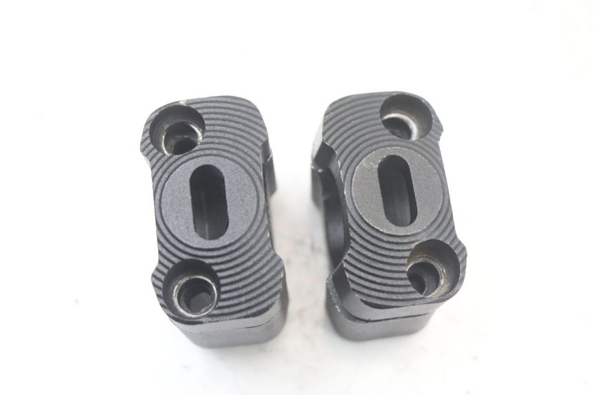 photo de SUPORTE DE GUIDÃO DERBI SENDA SM DRD X-TREME 50 (2011 - 2017) - Zoom do estado de desgaste