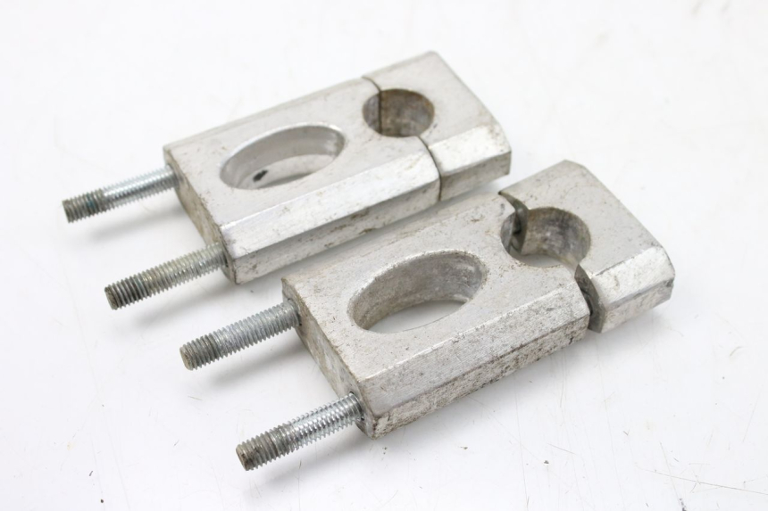 photo de SUPORTE DE GUIDÃO LONCIN DIRT BIKE 125 - Outro ângulo de visão