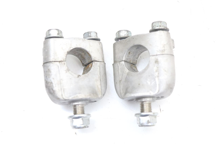 photo de SUPORTE DE GUIDÃO HONDA FJS SILVER WING SILVERWING 400 (2005 - 2008) - Detalhe da peça