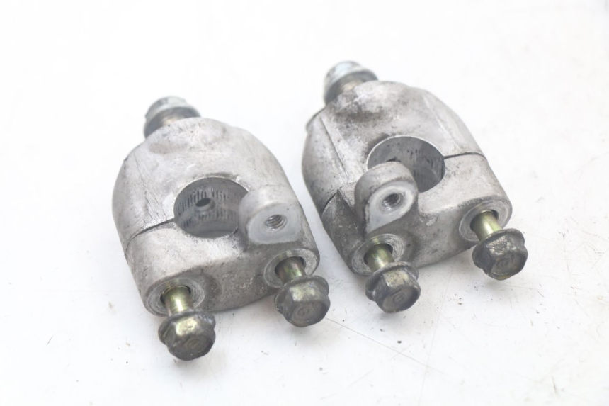 photo de SUPORTE DE GUIDÃO HONDA FJS SILVERWING SILVER WING 600 (2001 - 2010) - Outro ângulo de visão