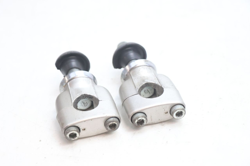 photo de ELEVAÇÃO DE GUIDÃO SUZUKI GSF N BANDIT 1200 (2001 - 2005) - Zoom do estado de desgaste
