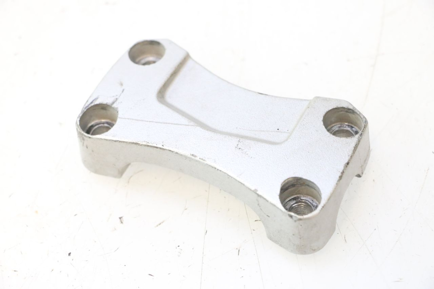 photo de SUPORTE DE GUIDÃO SUZUKI GSR 600 (2005 - 2012) - Vista principal