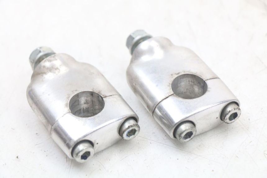 photo de SUPORTE DE GUIDÃO HONDA PCX (JF28) 125 (2009 - 2011) - Detalhe da peça