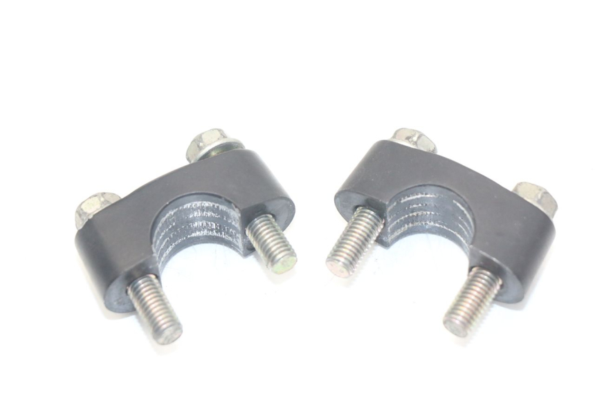 photo de SUPORTE DE GUIDÃO HONDA INTEGRA NC D 750 (2016 - 2018) - Zoom do estado de desgaste
