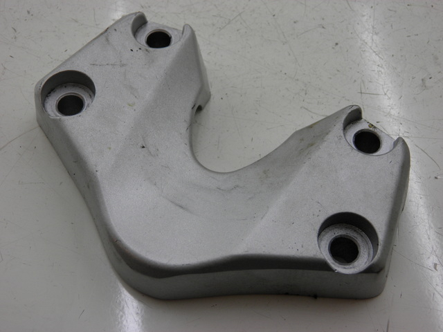 photo de SUPORTE DE GUIDÃO KYMCO QUANNON NAKED 125 (2010) - Vista principal