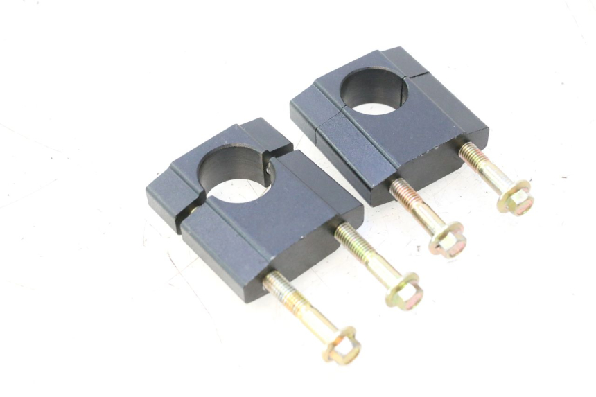photo de SUPORTE DE GUIDÃO APOLLO RFZ 150 - Ampliação técnica