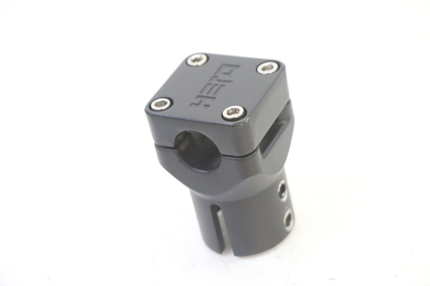 photo de SUPORTE DE GUIDÃO HERO S10 1 - Vista principal