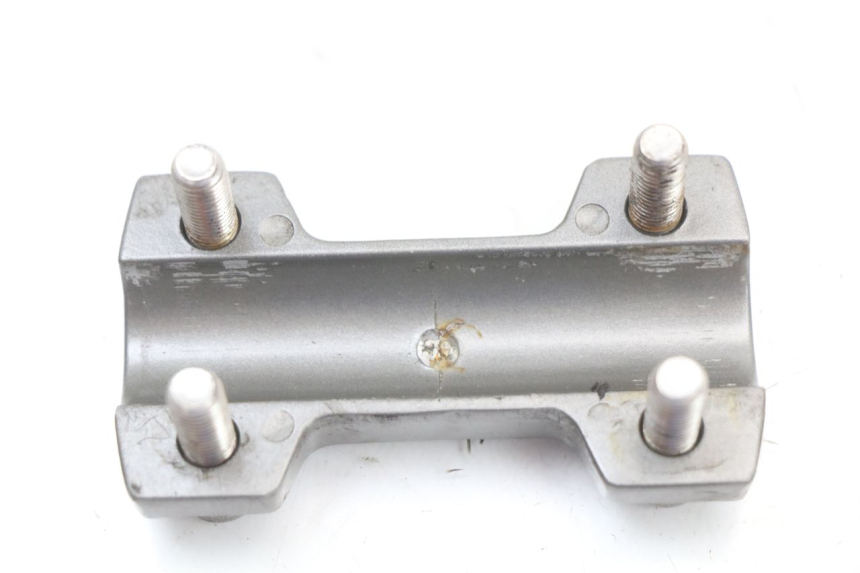 photo de SUPORTE DE GUIDÃO KYMCO SUPER 8 4T 50 (2021 - 2024) - Pontos de fixação