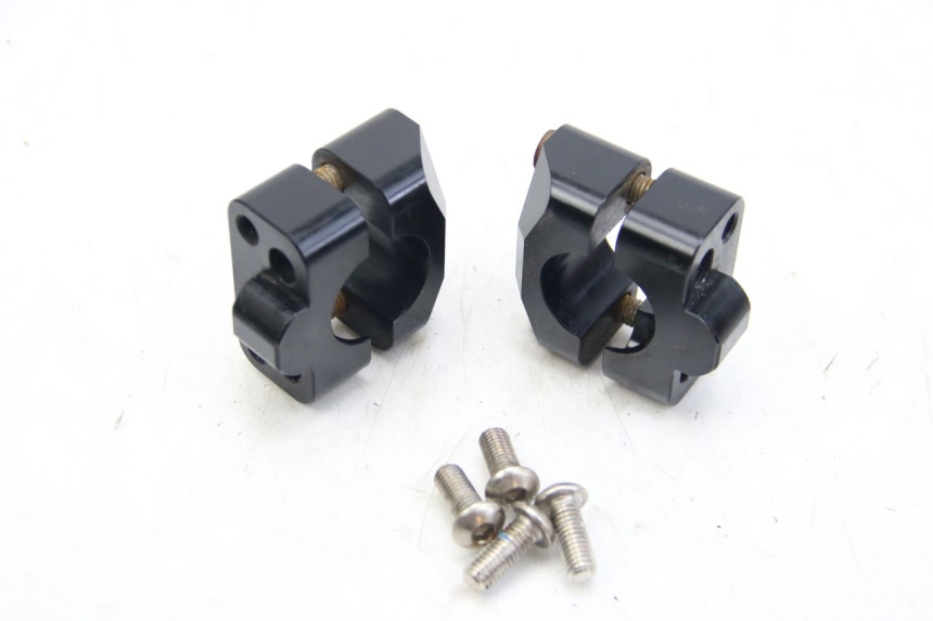 photo de SUPORTE DE GUIDÃO APRILIA SX 50 (2011 - 2017) - Zoom do estado de desgaste