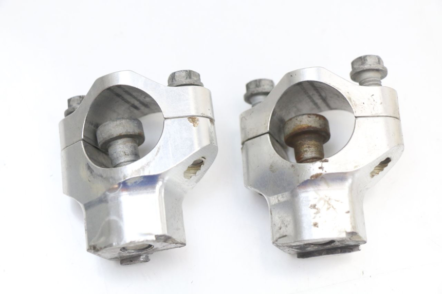 photo de SUPORTE DE GUIDÃO KTM SX 85 (2013 - 2017) - Zoom do estado de desgaste