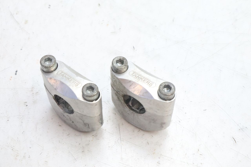 photo de ELEVAÇÃO DE GUIDÃO HUSABERG TE 250 (2011 - 2014) - Zoom do estado de desgaste