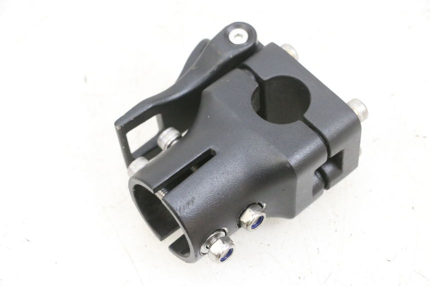 photo de SUPORTE DE GUIDÃO DUALTRON VICTOR LIMITED 1 - Detalhe da peça