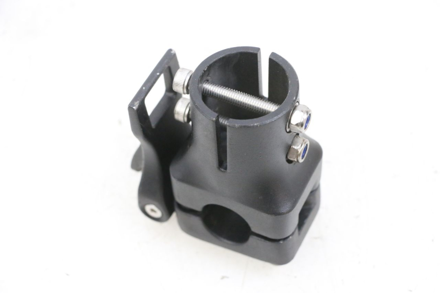 photo de SUPORTE DE GUIDÃO DUALTRON VICTOR LIMITED 1 - Zoom do estado de desgaste