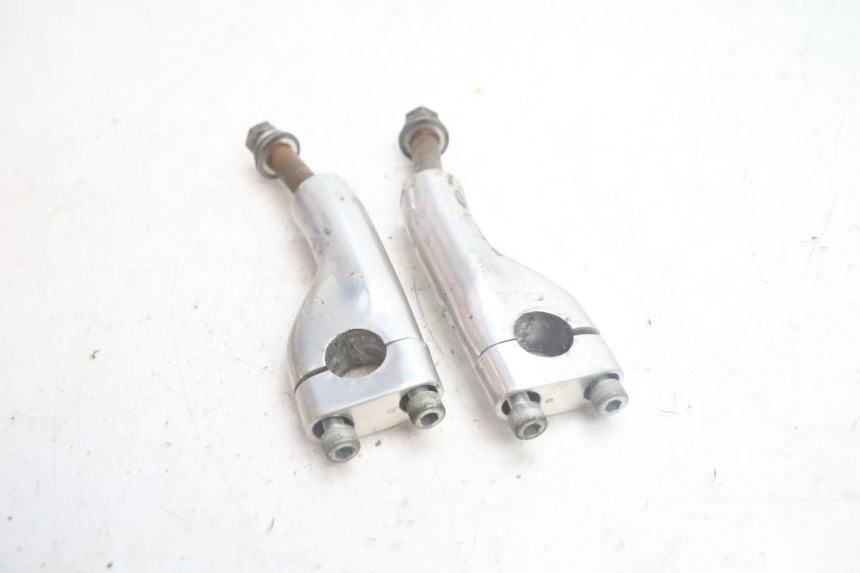 photo de SUPORTE DE GUIDÃO YAMAHA XV VIRAGO 535 (1988 - 2004) - Zoom do estado de desgaste