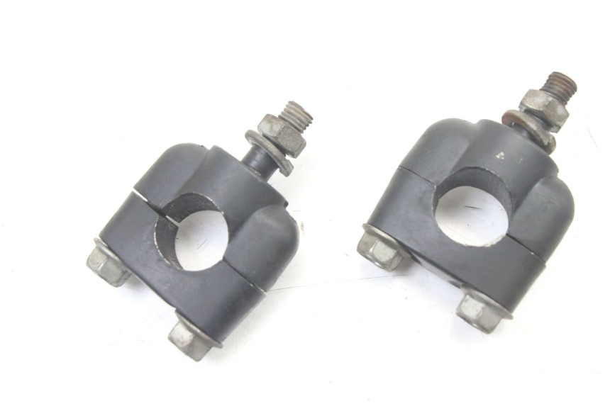 photo de SUPORTE DE GUIDÃO YAMAHA SR 125 (1982 - 2003) - Detalhe da peça