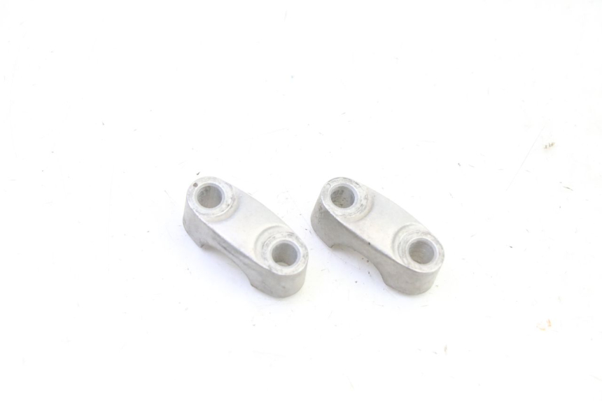 photo de SUPORTE DE GUIDÃO YAMAHA YFM BRUIN 350 (2003 - 2009) - Detalhe da peça