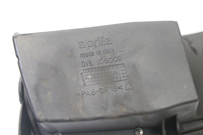photo de SUPORTE DA CAIXA DE LUVA APRILIA ATLANTIC 125 (2003 - 2009) - Vista geral
