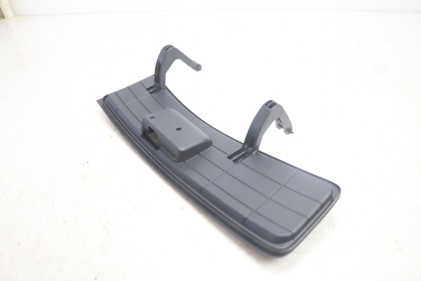 photo de SUPORTE PARA PORTA-LUVA SUZUKI BURGMAN EXECUTIVE ABS 650 (2006 - 2012) - Ampliação técnica