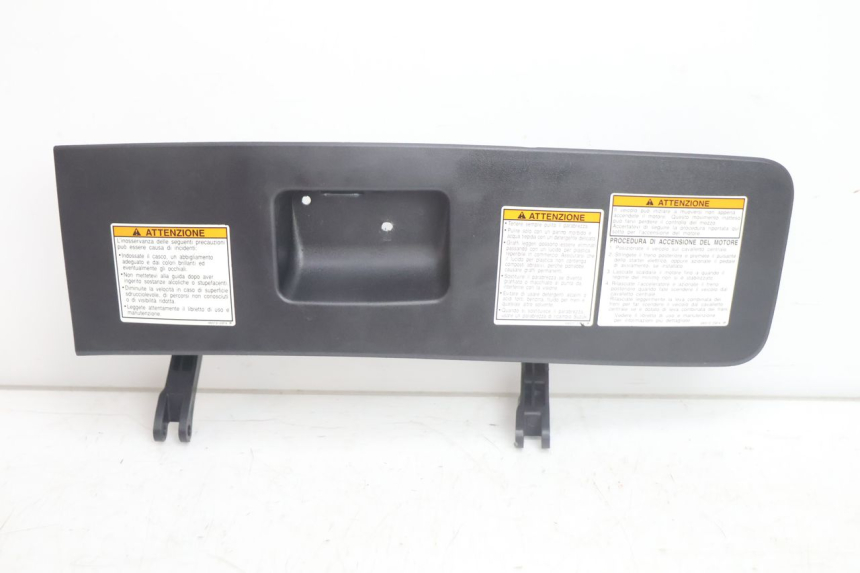 photo de SUPORTE PARA PORTA-LUVA SUZUKI BURGMAN EXECUTIVE ABS 650 (2006 - 2012) - Vista principal