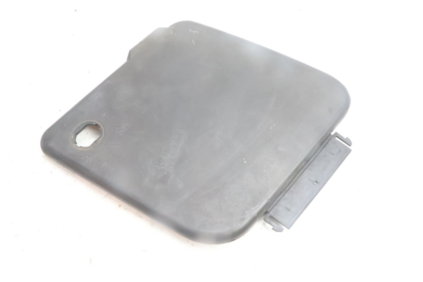 photo de SUPORTE PARA PORTA-LUVA BMW C1 125 (2000 - 2003) - Detalhe da peça