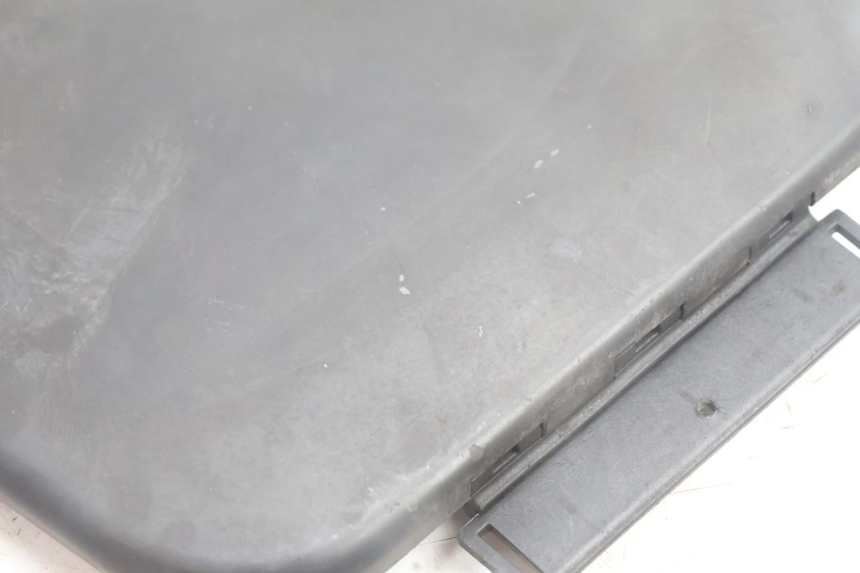 photo de SUPORTE PARA PORTA-LUVA BMW C1 125 (2000 - 2003) - Outro ângulo de visão