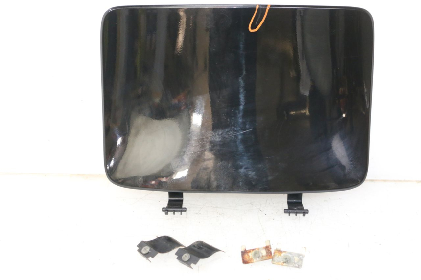 photo de SUPORTE DA CAIXA DE LUVA KYMCO PEOPLE S 125 (2000 - 2008) - Vista principal