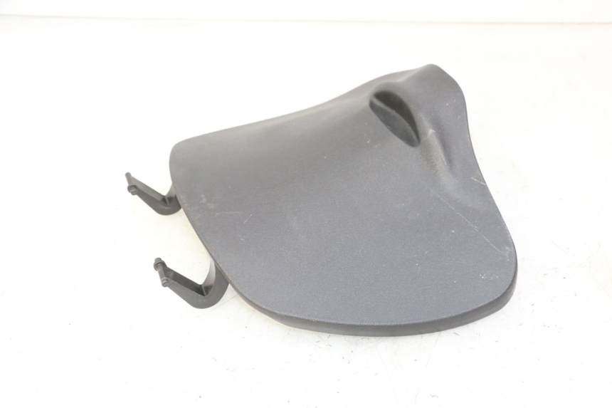 photo de SUPORTE DA CAIXA DE LUVAS PIAGGIO LIBERTY 4T 50 (2009 - 2015) - Ampliação técnica