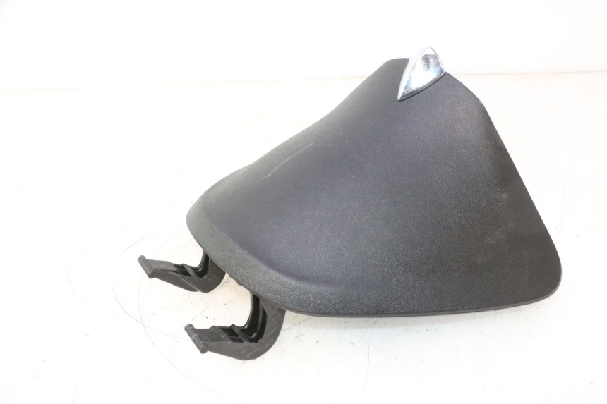 photo de SUPORTE PARA PORTA-LUVA PIAGGIO LIBERTY IGET 4T 50 (2015 - 2020) - Pontos de fixação