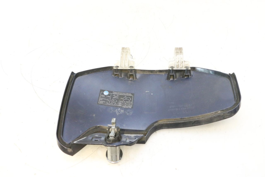 photo de SUPORTE DA CAIXA DE LUVAS KYMCO LIKE 4T 50 (2019 - 2025) - Outro ângulo de visão