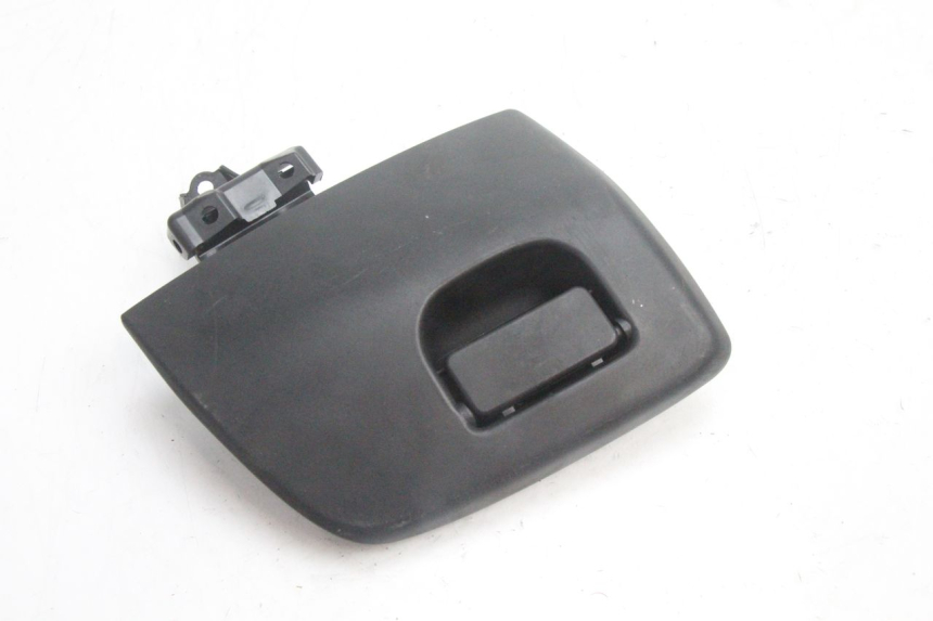 photo de SUPORTE DA CAIXA DE LUVAS HONDA PCX (JF28) 125 (2009 - 2011) - Vista principal