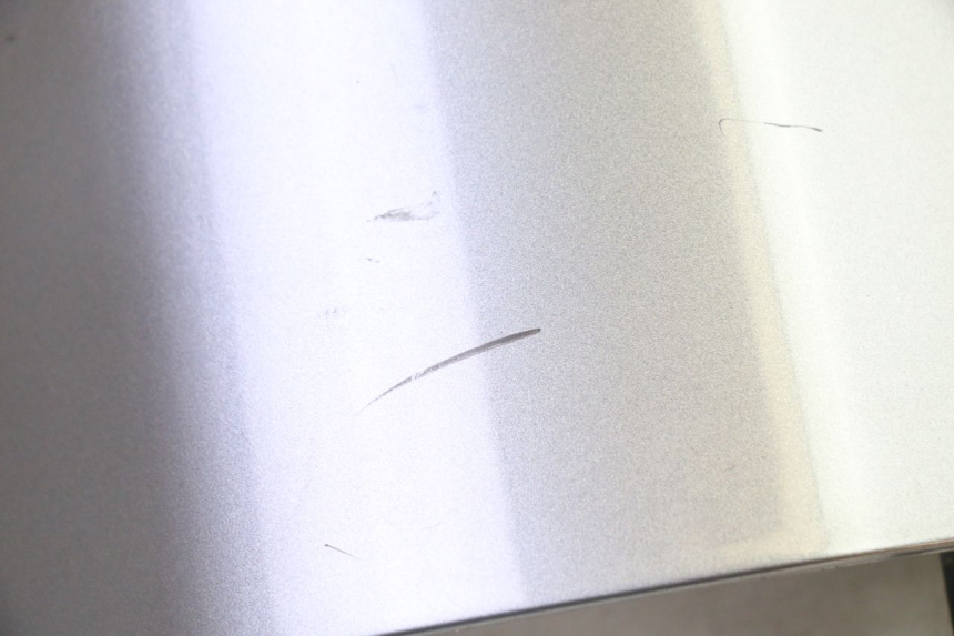 photo de SUPORTE DA CAIXA DE LUVAS EFUN PUSA 1 - Detalhe da peça