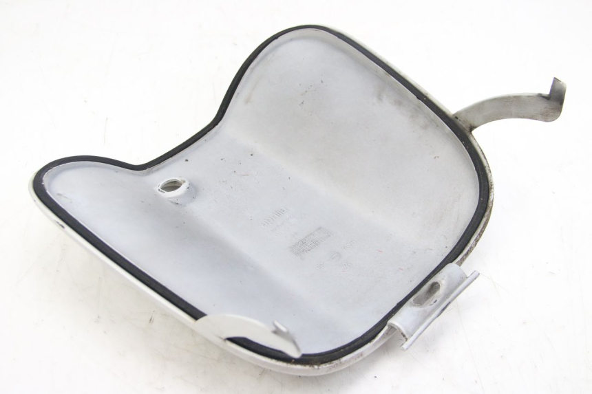 photo de SUPORTE DA CAIXA DE LUVA APRILIA SCARABEO 4T 50 (2009 - 2017) - Pontos de fixação